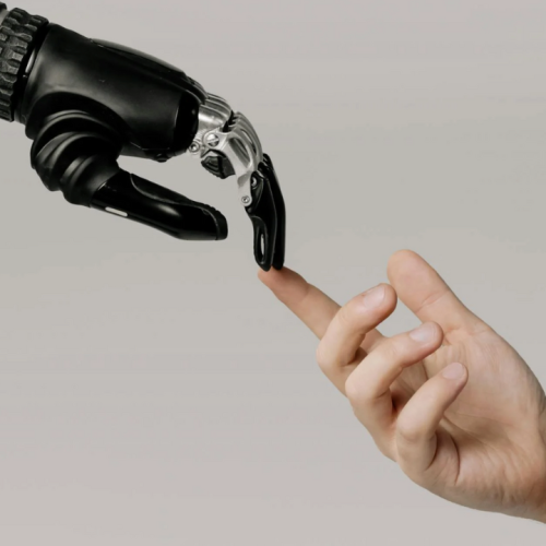 Les agents IA ne sont pas prêts pour le client, mais excellent dans les processus internes